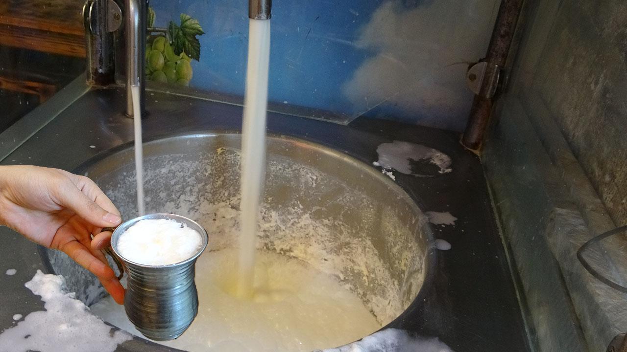 Şanlıurfa'da kavurucu sıcakların ilacı: Ayran
