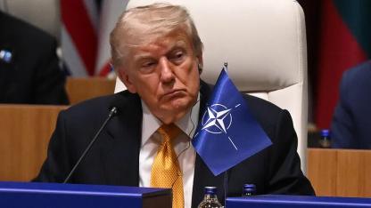 ABD Başkanı Trump: İran'ı çok sert şekilde vuracağız