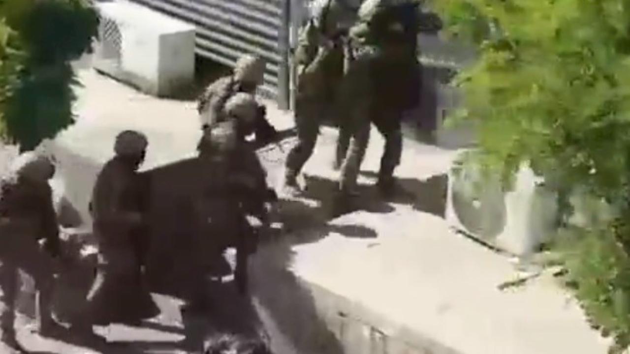 İş Yerinden Uyuşturucu Serası Çıktı