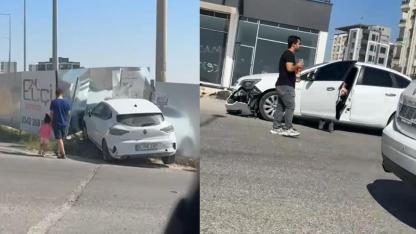 Şanlıurfa'da seyir halindeki iki araç çarpıştı: Sürücüler yaralandı