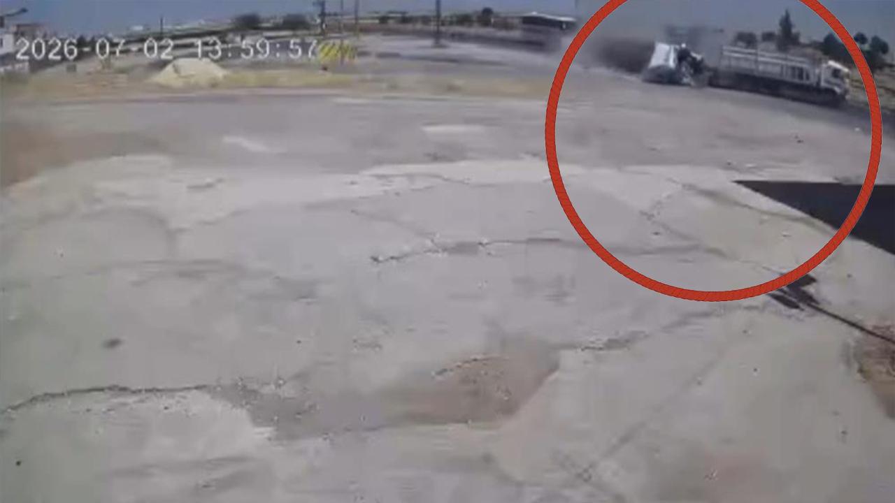 Şanlıurfa'da feci çarpışmanın kamera görüntüleri ortaya çıktı!