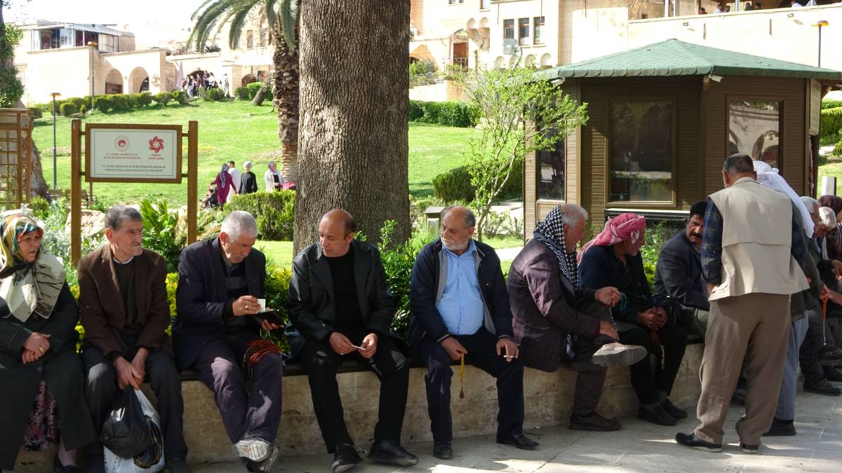 Emekli maaşlarında büyük sürpriz mi geliyor? Ankara kulisleri karıştı