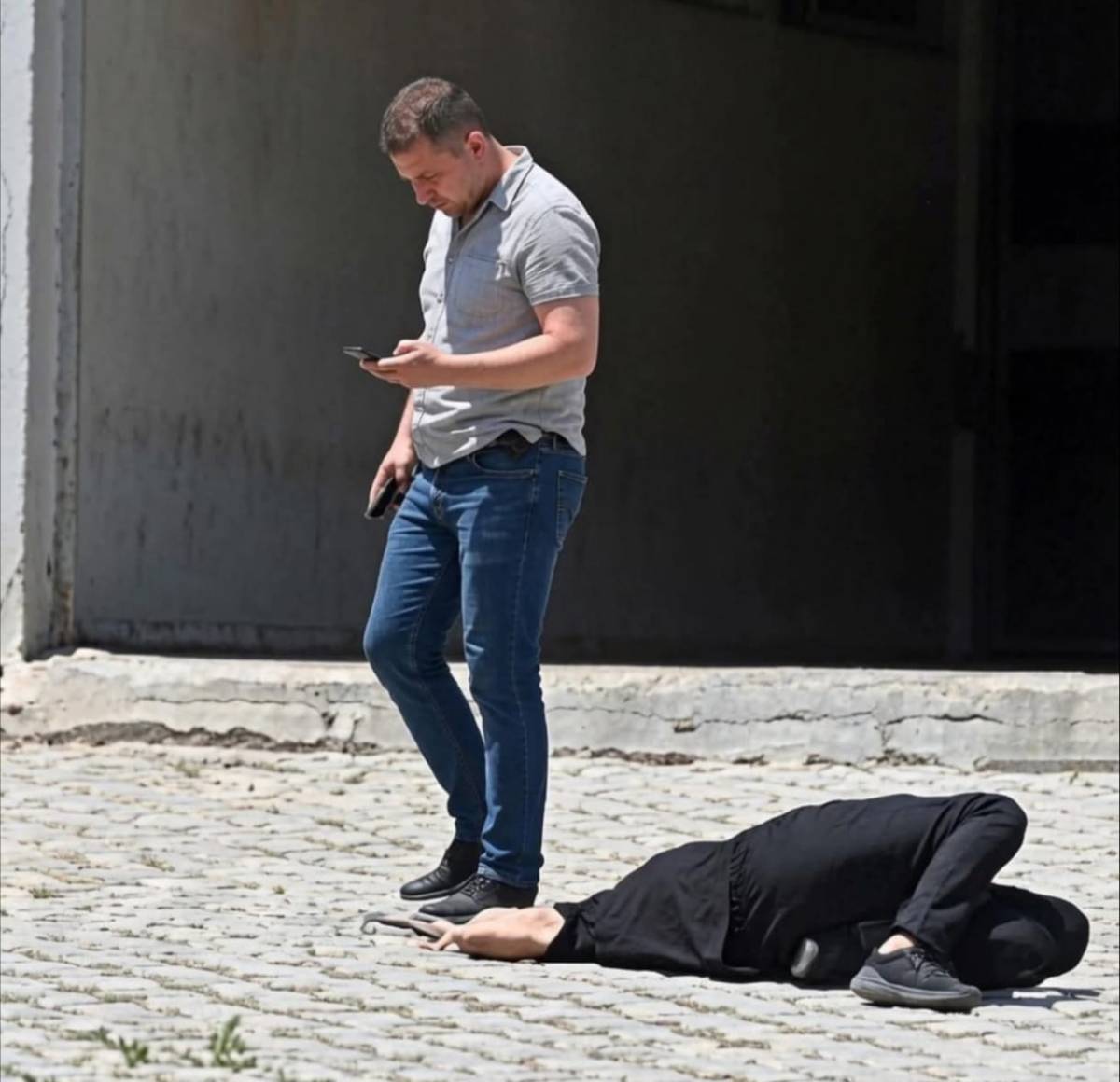 Aile çökerse, gelecek kararır
