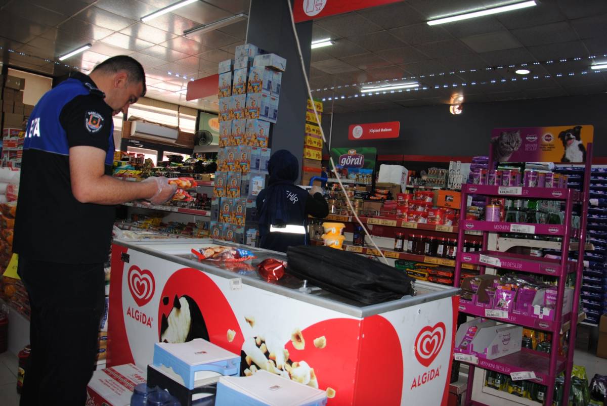 Şanlıurfa’da tarihi geçmiş ürünlere geçit yok: o marketlere ceza yağdı!