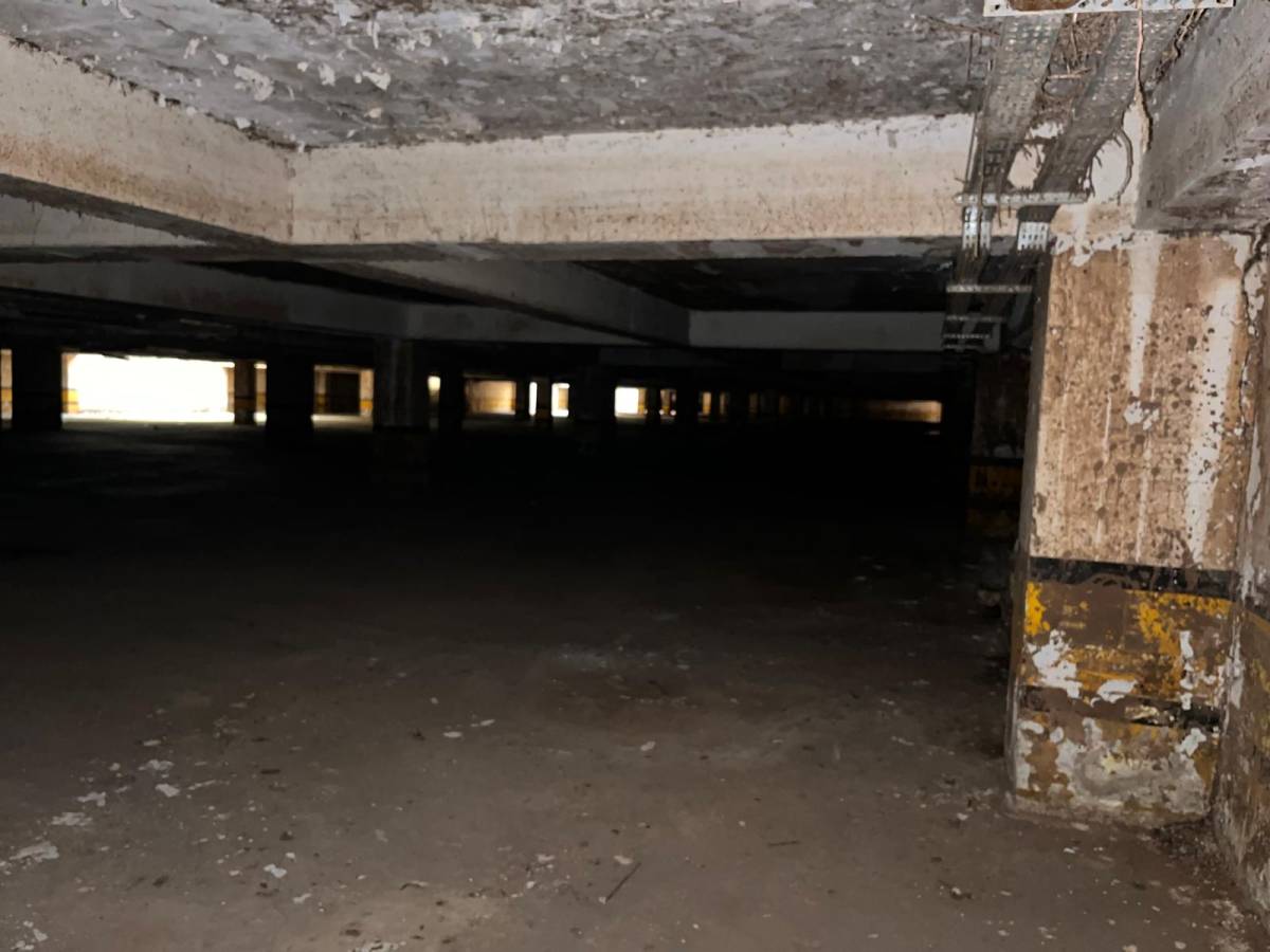 Şanlıurfa’da millet servet olan otopark çürüyor!
